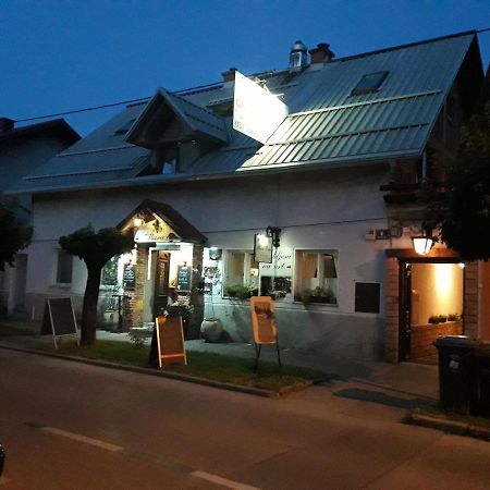 Hostel Piero Любляна Экстерьер фото