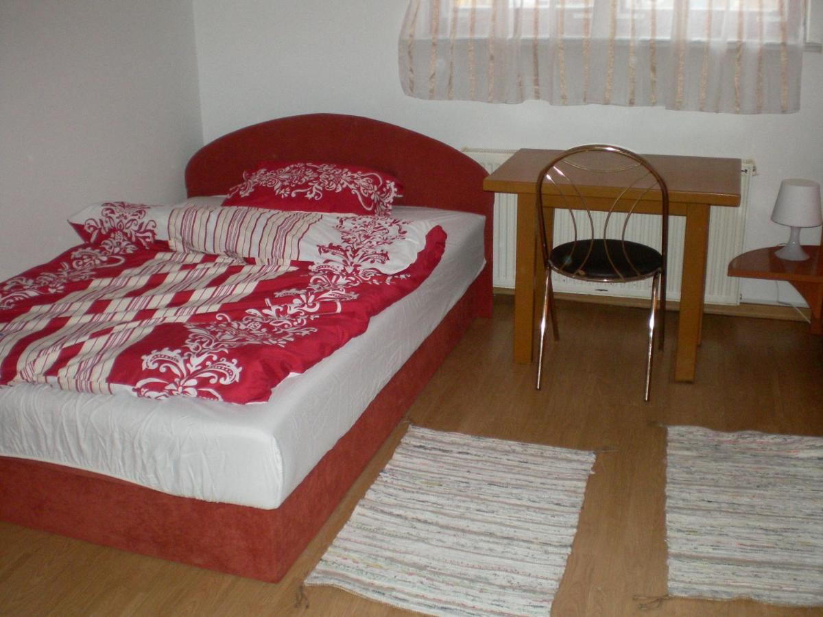 Hostel Piero Любляна Экстерьер фото